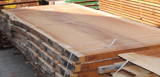 eiken tafelblad met schors stamdelen tafelbladen uit boomschijven eiken tafelblad met schors stamdelen tafelbladen uit boomschijven